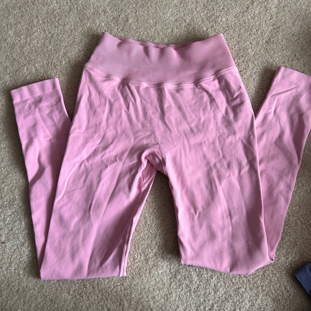 Bombshell scrunch leggings